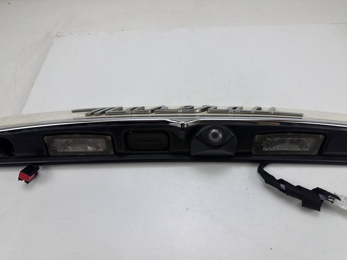 2014-2017 Maserati Ghibli Trunk Lid License Plate Light Moulding w/ Camera OEM