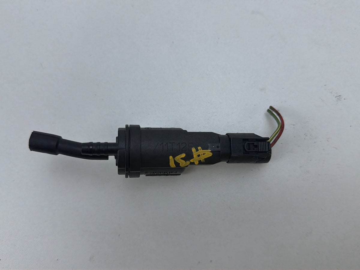 2007-2013 Mercedes-Benz S-Class W221 EGR Change Over Vacuum Solenoid Valve OEM