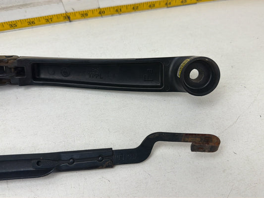 2015-2021 Kia Sedona Front Left & Right Windshield Wiper Arm Pair 98311A9000 OEM