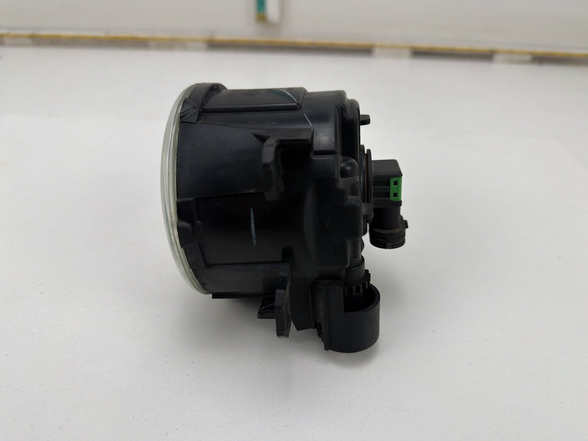 2012-2015 Fiat 500 Front Left Driver Fog Light Lamp Halogen 05182426AA OEM