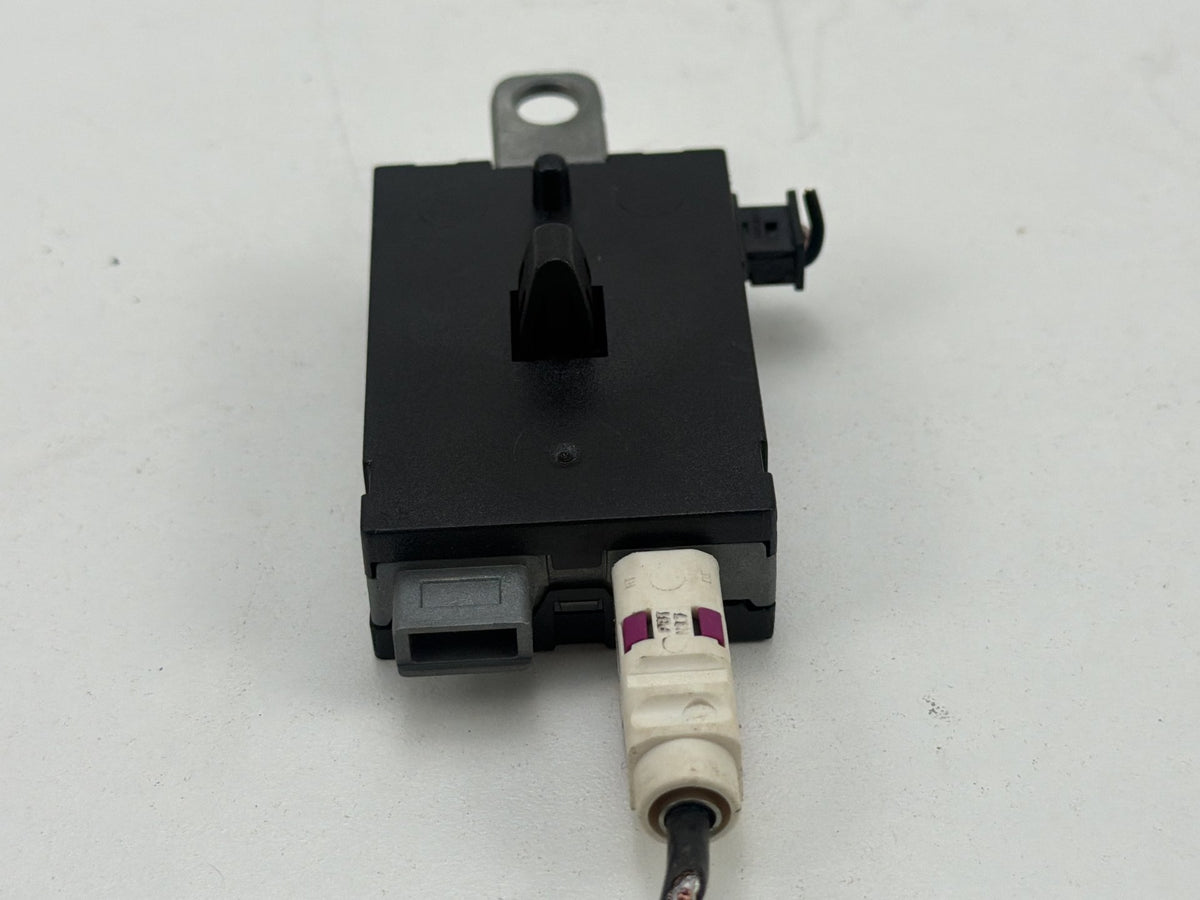 2011-2018 Volvo S60 Amplifier Antenna Control Module P30761696 OEM