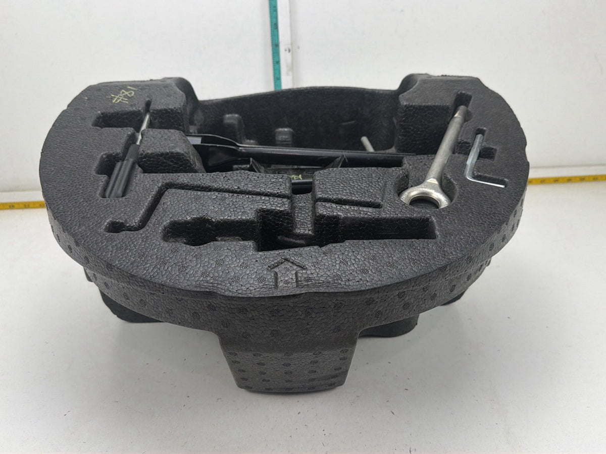 2014-2017 Maserati Ghibli Trunk Spare Wheel Emergency Jack Tool Kit Box OEM