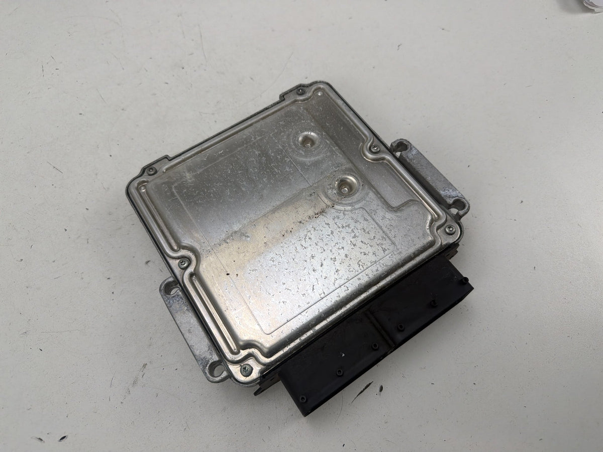 2014-2015 Kia Rio Engine Computer Control Module Unit ECU 39110-2BDR5 OEM
