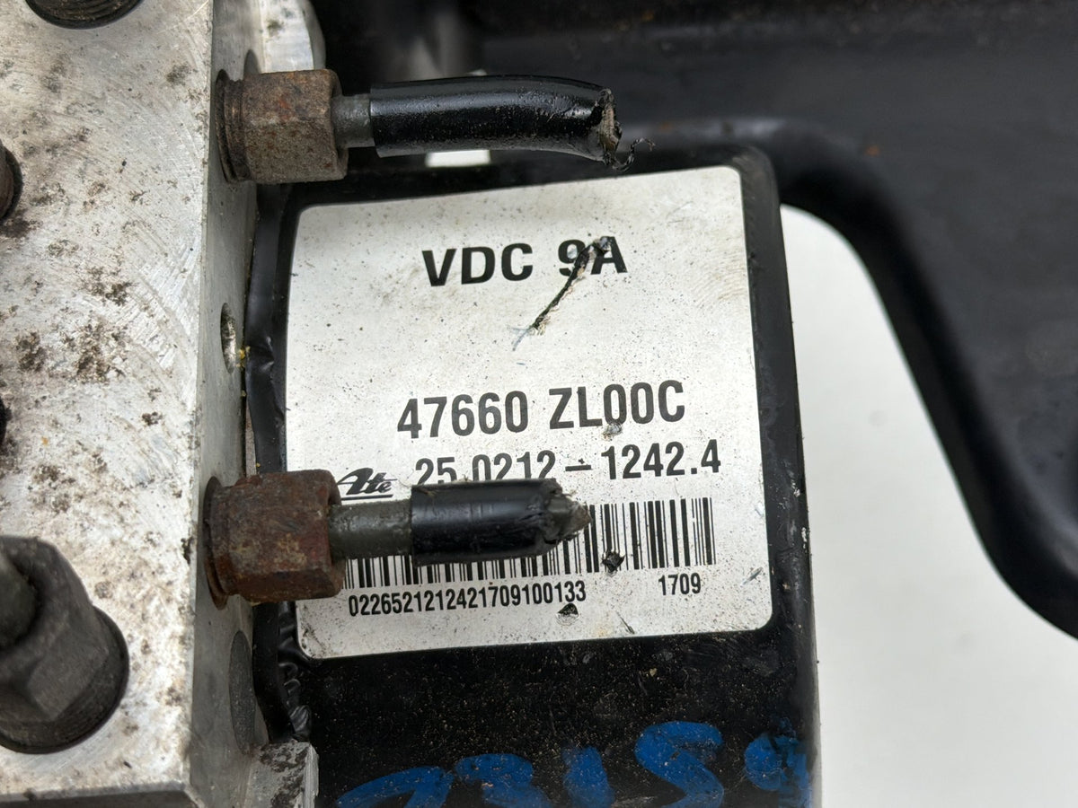 2009-2011 Nissan Pathfinder 4.0L ABS Anti-Lock Brake Pump Module 47660-ZL00C OEM