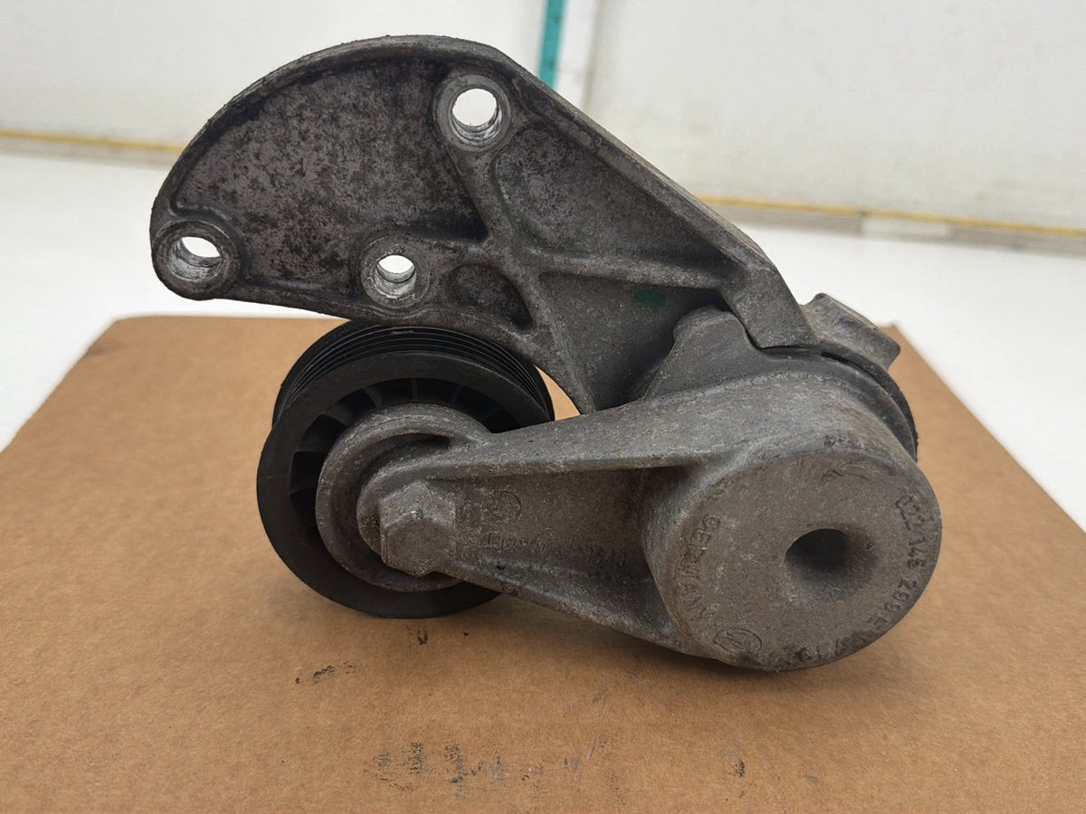 2004-2006 Porsche Cayenne 9PA-3.2L Drive Belt Tensioner Assembly 022146299E OEM
