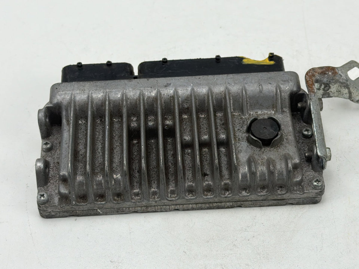 2015-2017 Toyota Camry Engine Control Module Computer ECU ECM 89661-06T21 OEM