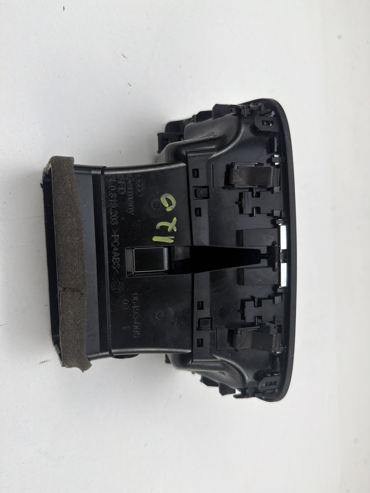 2013-2017 Audi Q5 Center Console Rear AC Air Vent Grill 8K0819203 OEM