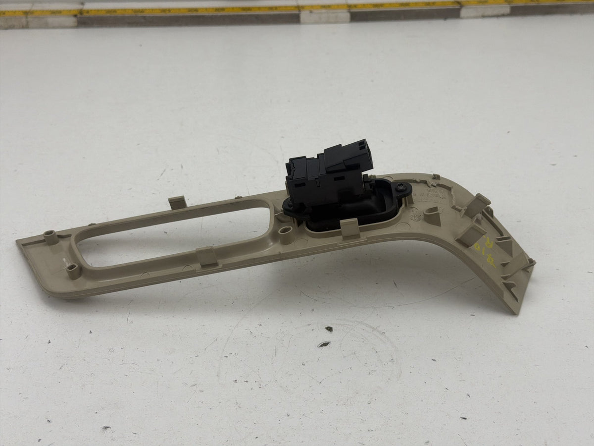 2011-2018 Volvo S60 - Left Rear Door Window Switch Surround PN: 9123969RH OEM
