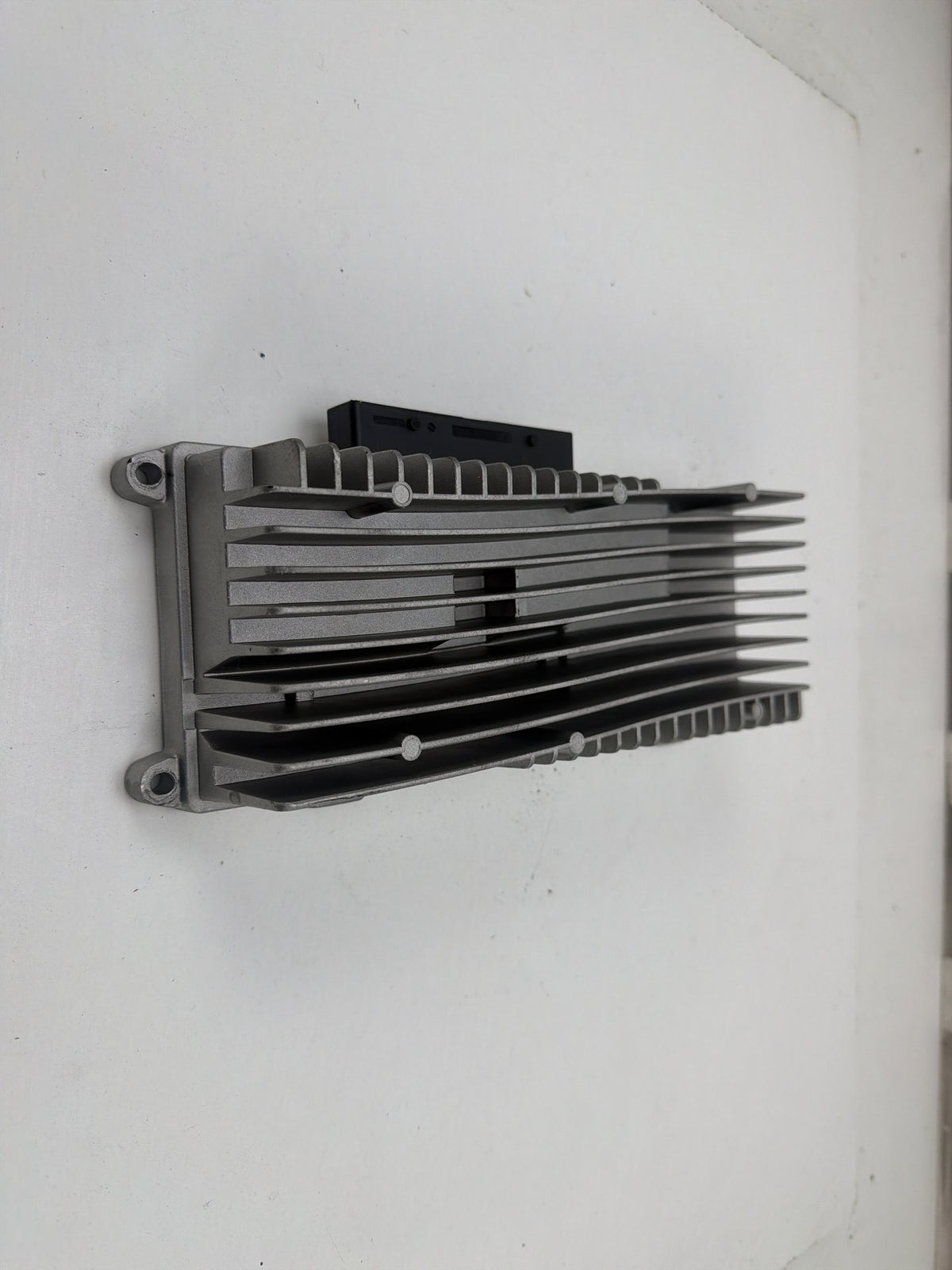 2013-2017 Audi Q5 Audio System Amplifier Module Radio Unit 8R0 035 223 H OEM
