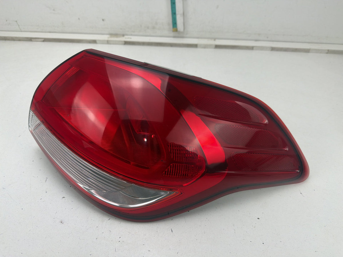 2014-2016 Kia Forte Rear Right Passenger Quarter Outer Tail Light Lamp OEM