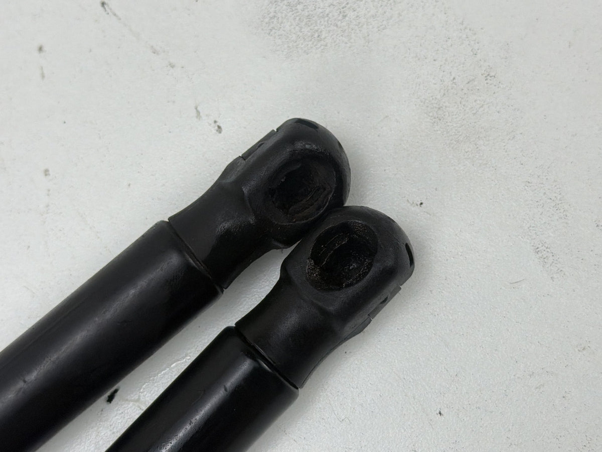 2014-2020 Maserati Ghibli III M157 Front Hood Bonnet Shock Gas Strut Set OEM