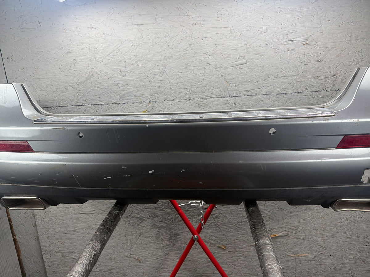 2011-2013 Mercedes-Benz R350 Rear Bumper Cover Assembly OEM