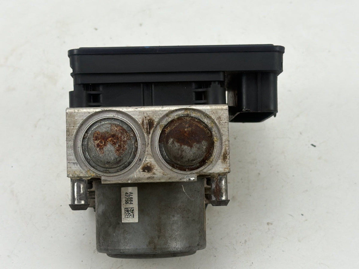 2018 Chevrolet Express 2500 ABS Anti Lock Brake Pump 84328663 OEM