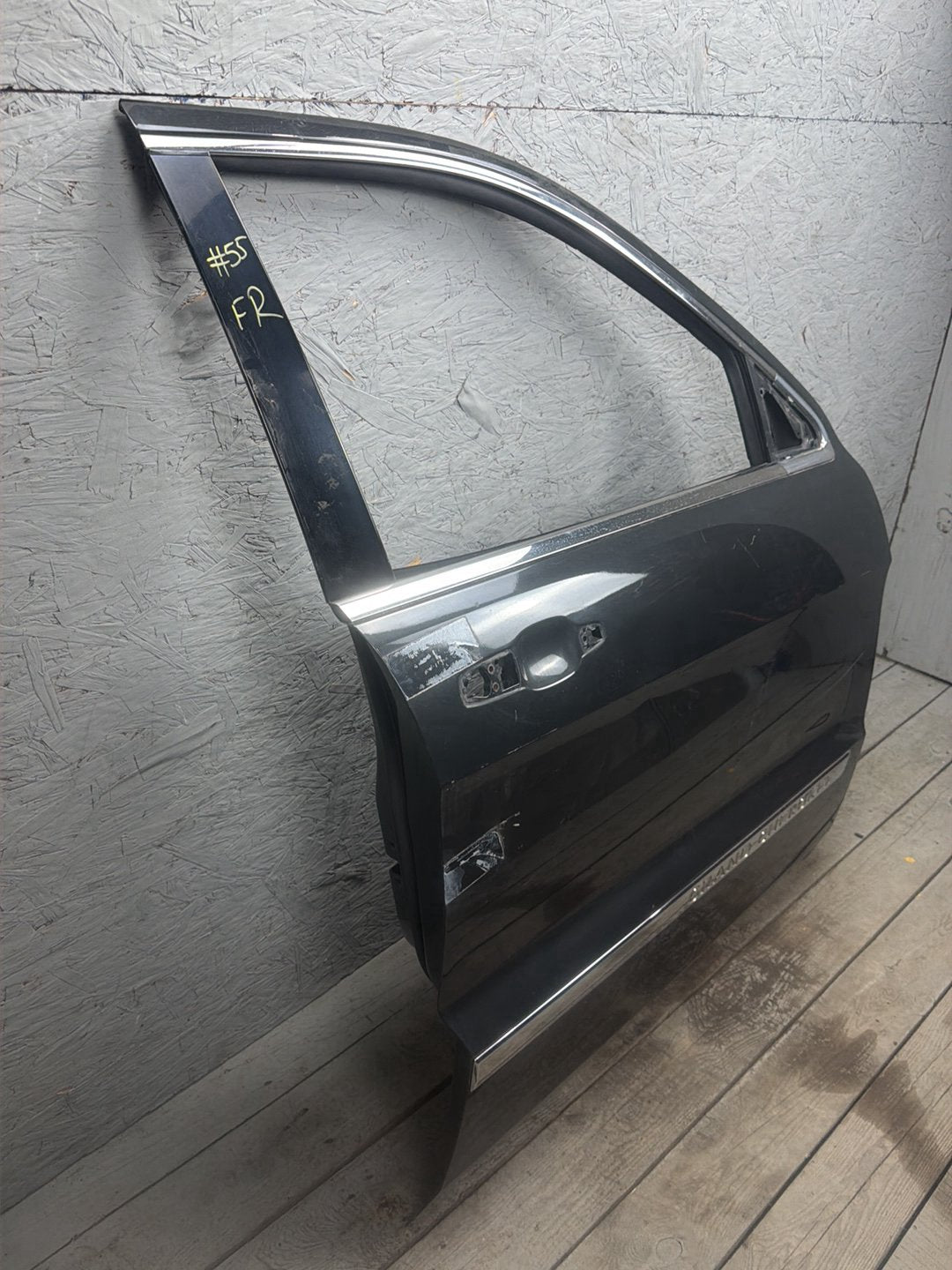2011-2013 Jeep Grand Cherokee Front Right Passenger Side Door Shell OEM