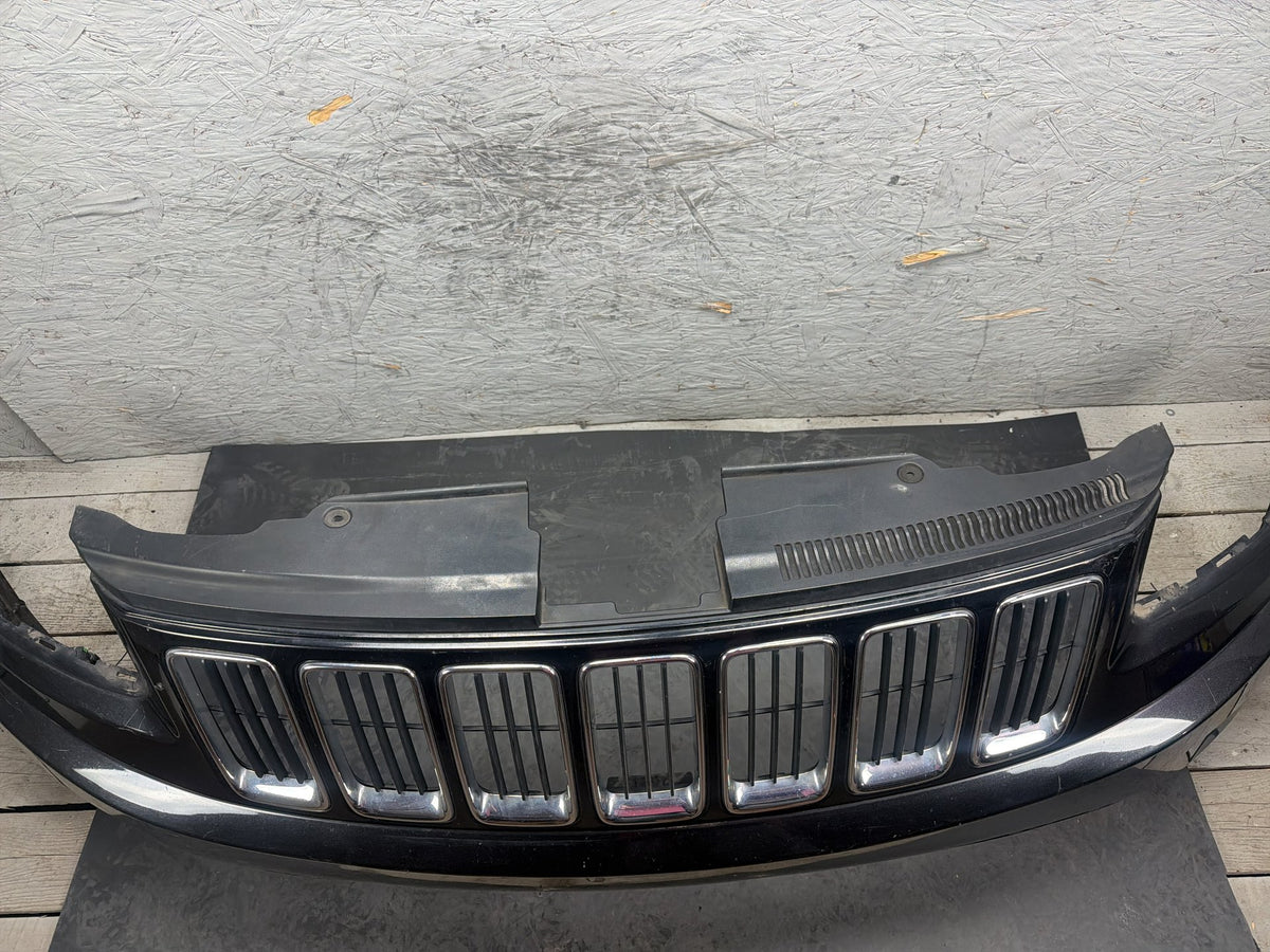 2014-2016 Jeep Grand Cherokee Front Bumper Cover Assembly W/Grilles & Fogs OEM