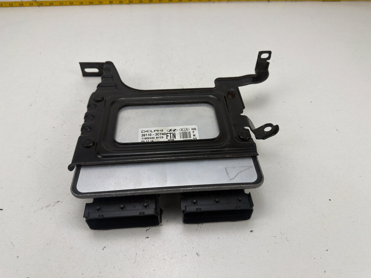 2015-2017 Hyundai Azera Engine Computer Control Module 39110-3CTN0 OEM