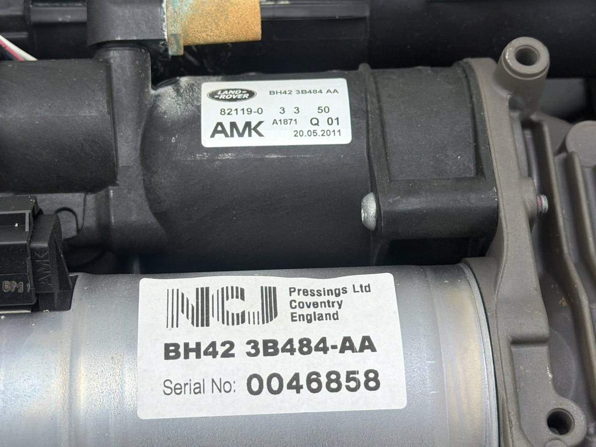 2010-2012 Land Rover Range Rover L322 Air Ride Suspension Compressor Pump OEM