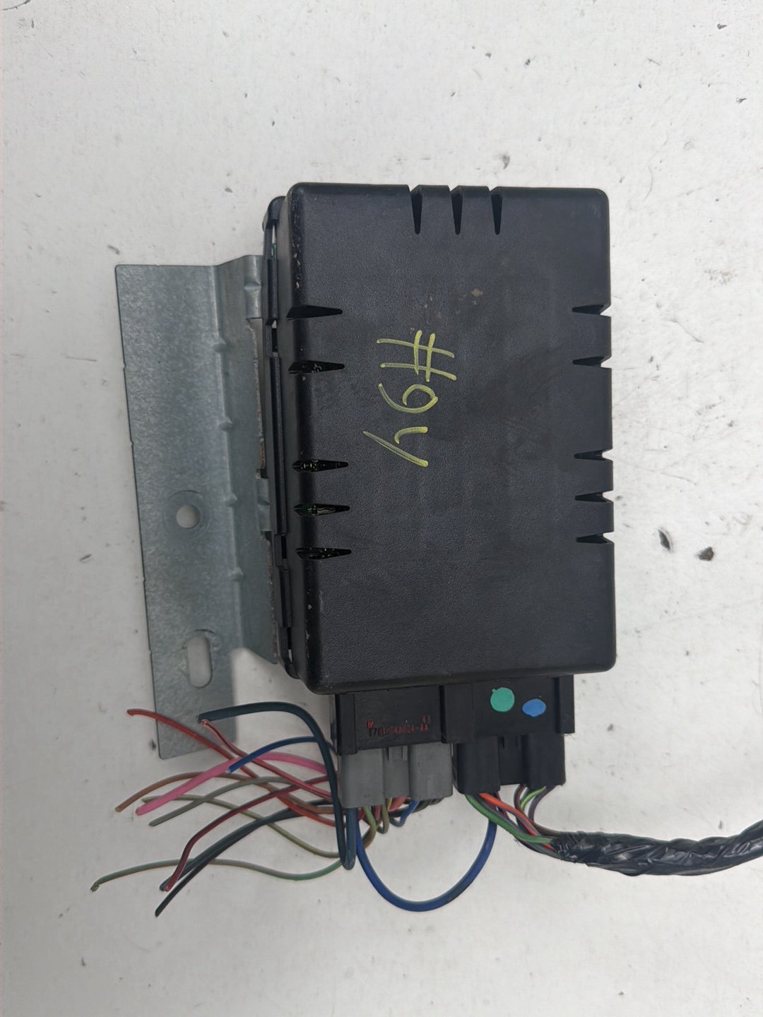 2003-2006 Lincoln Navigator Air Ride Suspension Control ECU Module Unit OEM