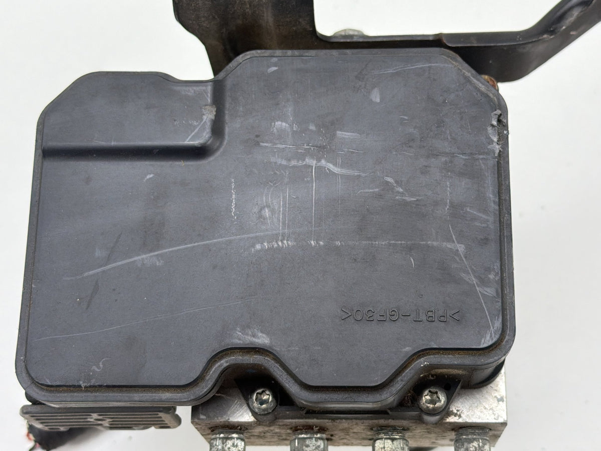 2016 Toyota Corolla ABS Anti-Lock Brake Pump Module 89541-02440 OEM