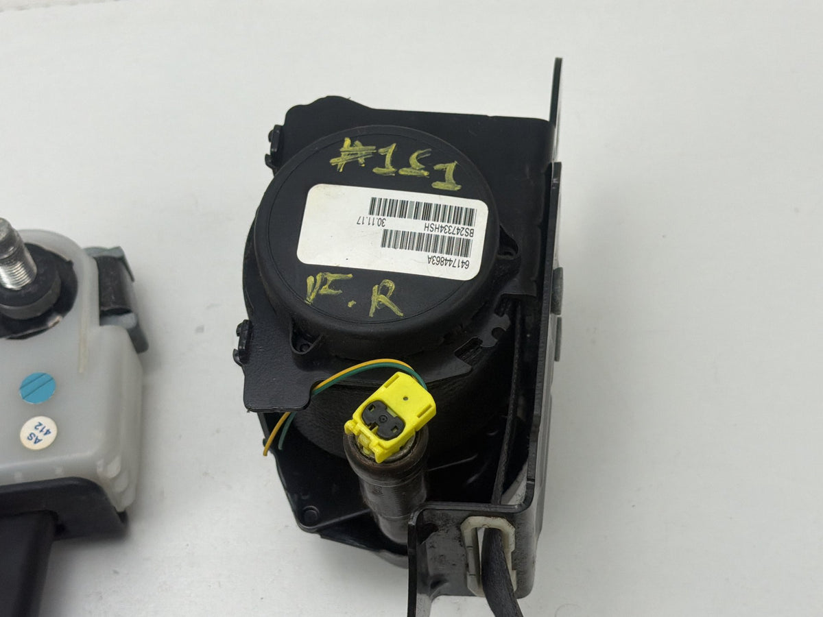 2013-2019 Nissan Sentra Right Front Seat Belt Retractor 641744863A OEM