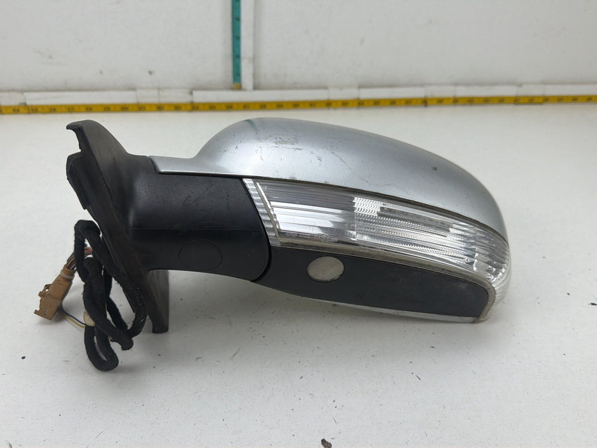 2004-2007 Volkswagen Touareg Left Driver Side View Door Mirror E1010714 OEM