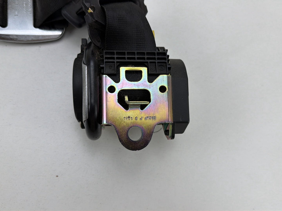 2003-2006 Porsche Cayenne Left Rear Passenger Seat Belt 7L0857805A OEM