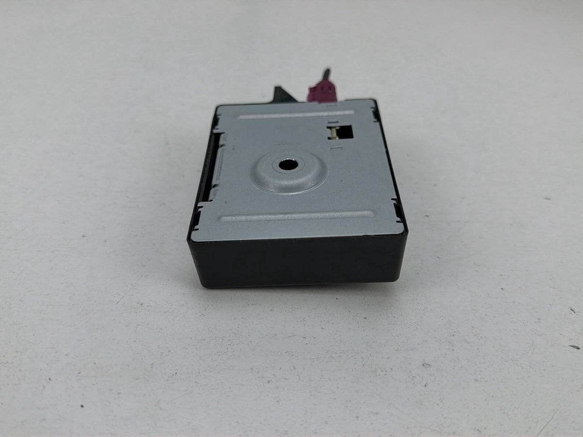 2014-2016 BMW 228i F22- Backup Radio Antenna Amplifier Module BU9230911 04 OEM