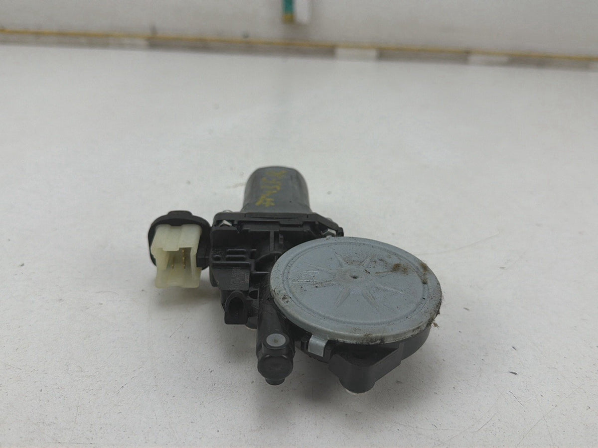 2008-2013 Infiniti G37 Front Right Side Door Window Regulator Motor OEM