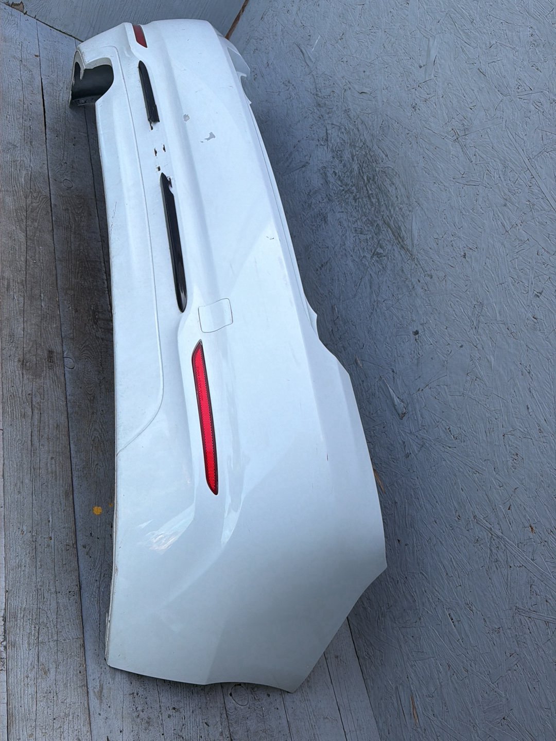 2014 - 2016 BMW 228i F22 - Rear Bumper Cover Panel Assembly White OEM