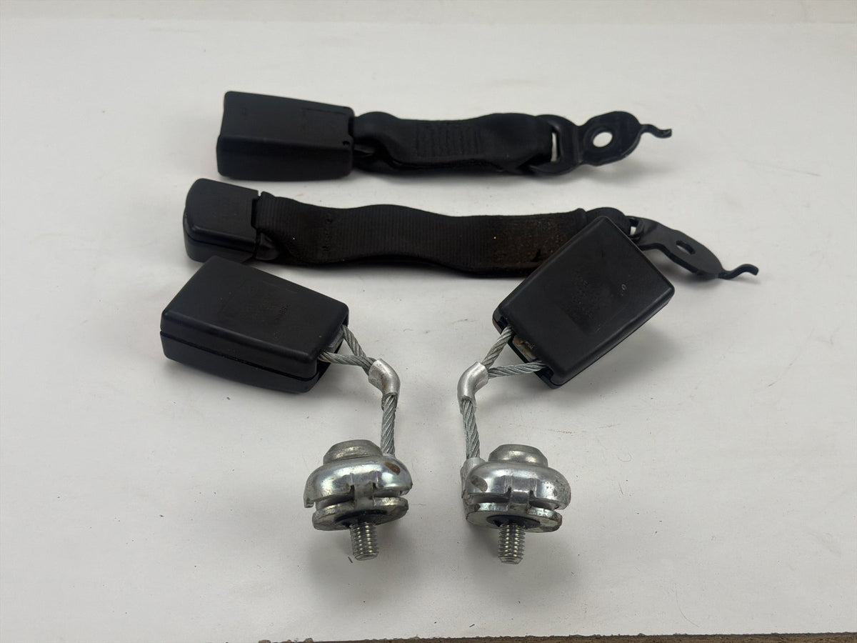2011-2013 BMW 550i xDrive F10 Rear Seat Belt Triple Buckle Catch 72117244836 OEM
