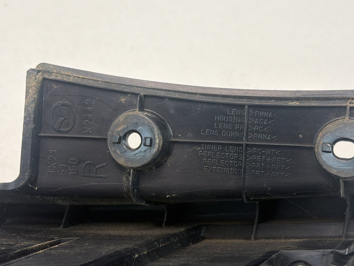 2013-2015 Mazda CX-9 Rear Right Passenger Side Outer Tail Light TK21 51 150 OEM