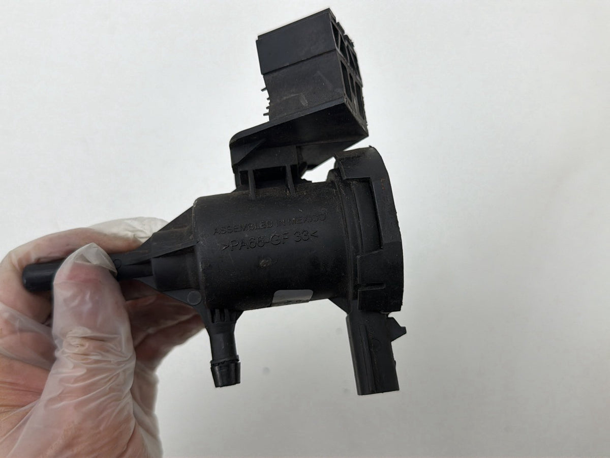2007-2013 Mercedes-Benz S-Class W221- Fuel Purge Valve A0014760532 OEM