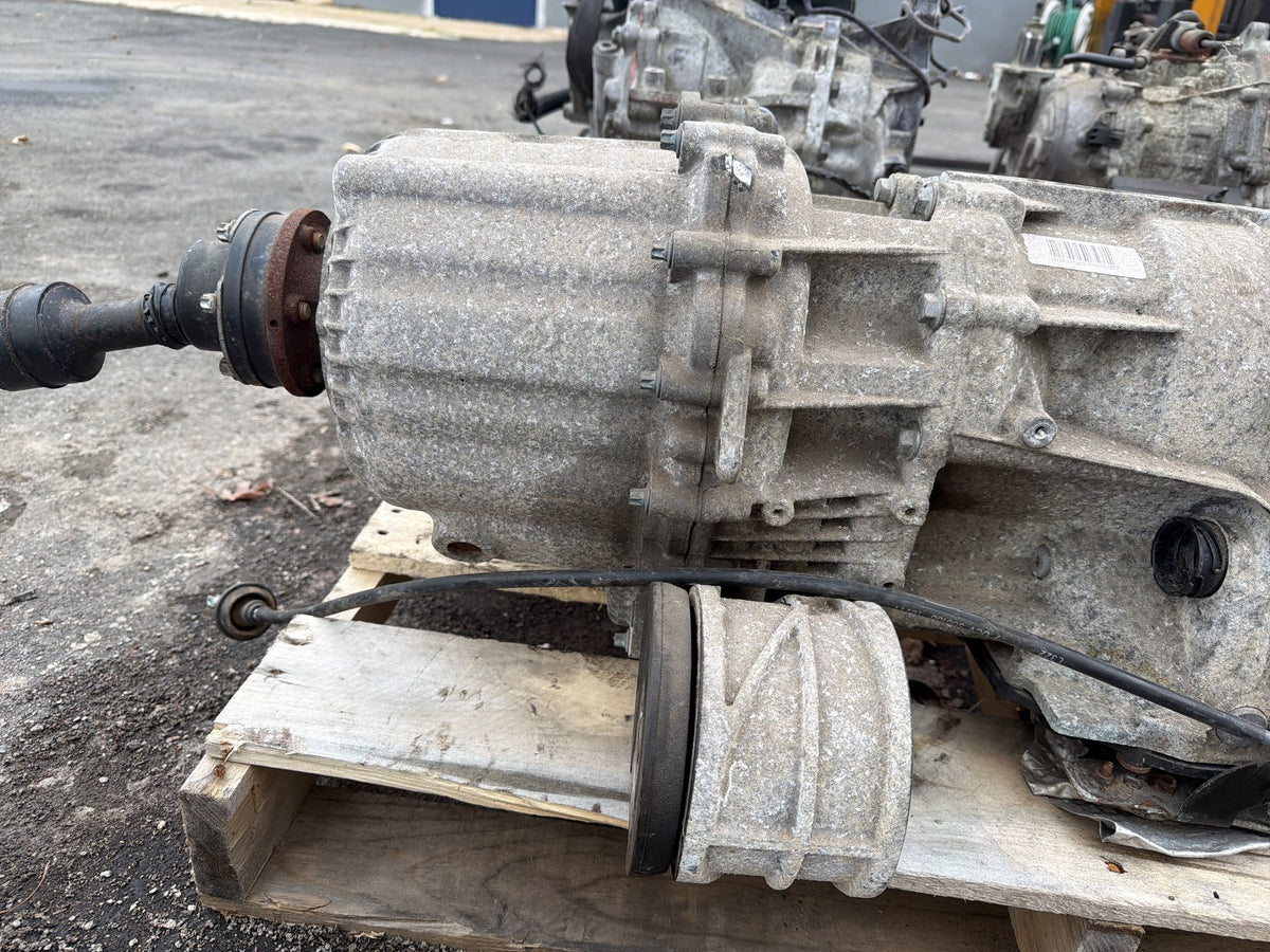 2010-2013 Land Rover Range Rover 5.0L V8 Automatic Transmission LR019164 OEM