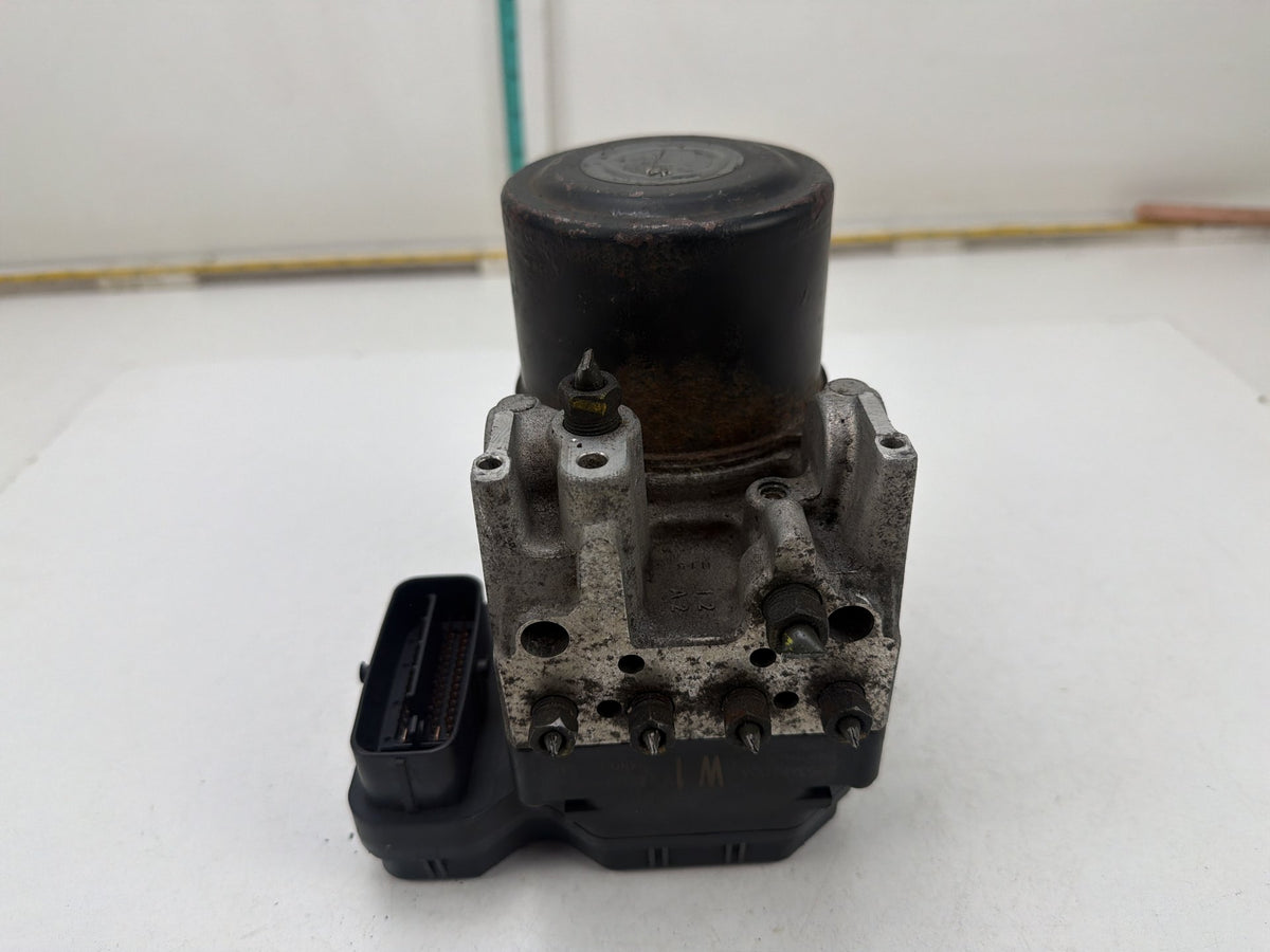 2006-2007 Subaru B9 Tribeca 3.0L Anti-Lock Brake ABS Pump Module 27536XA00A OEM