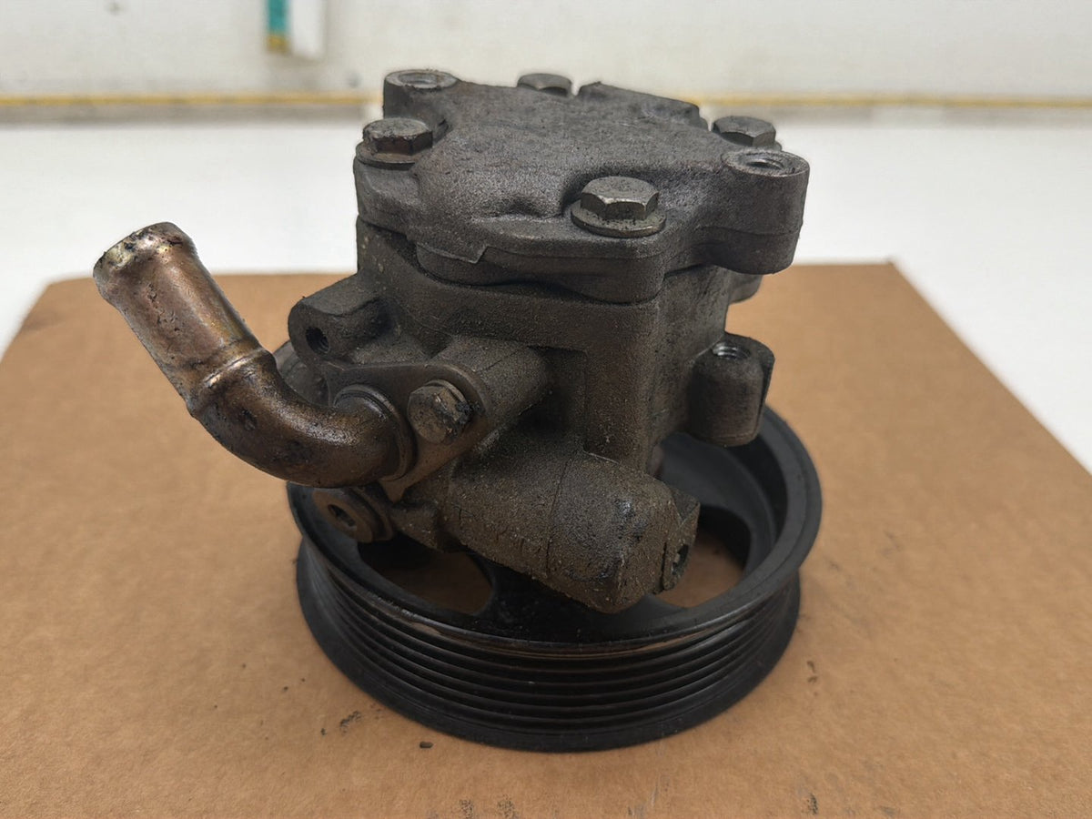 2004 - 2006 Porsche Cayenne 9PA- 3.2L Power Steering Pump OEM