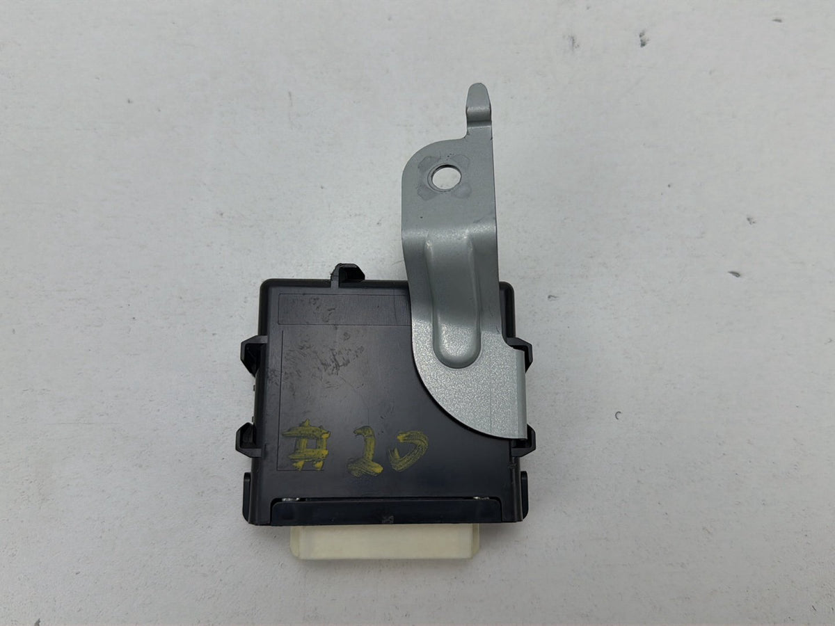 2010-2015 Toyota Prius W30- Headlamp Leveling Control Module 89960-47060 OEM