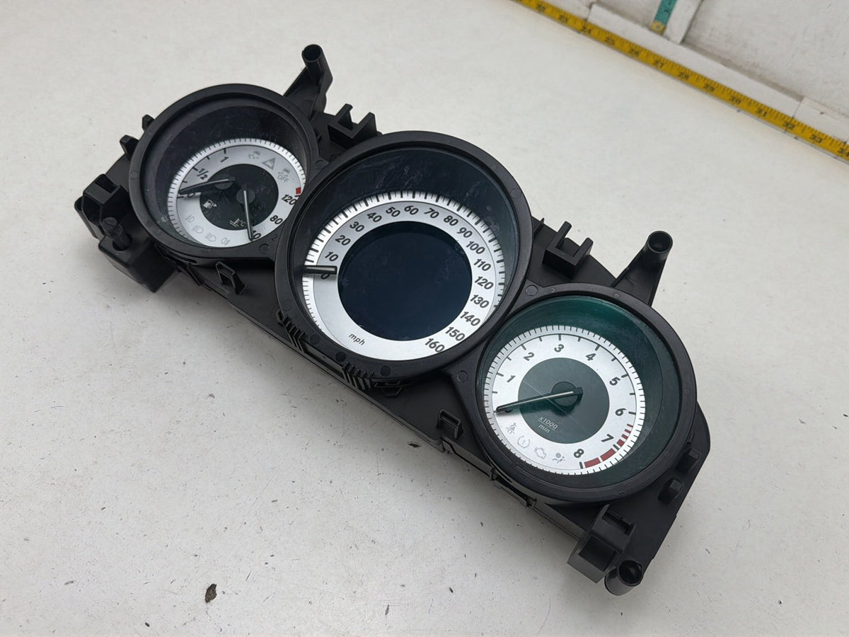 2012-2014 Mercedes-Benz C250 Speedometer Instrument Cluster A2049003808 OEM