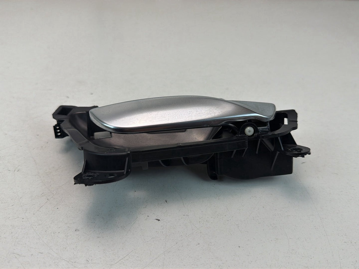 2014-2016 BMW 228i F22 Front Right Passenger Side Interior Door Handle OEM
