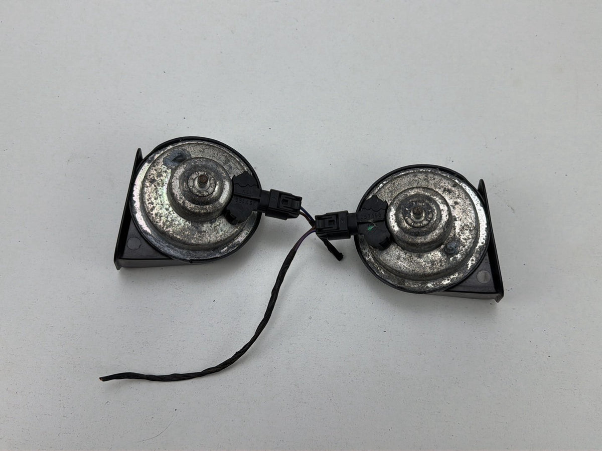 2013-2014 BMW X1 E84 SUV Horn Alarm Tone Set OEM