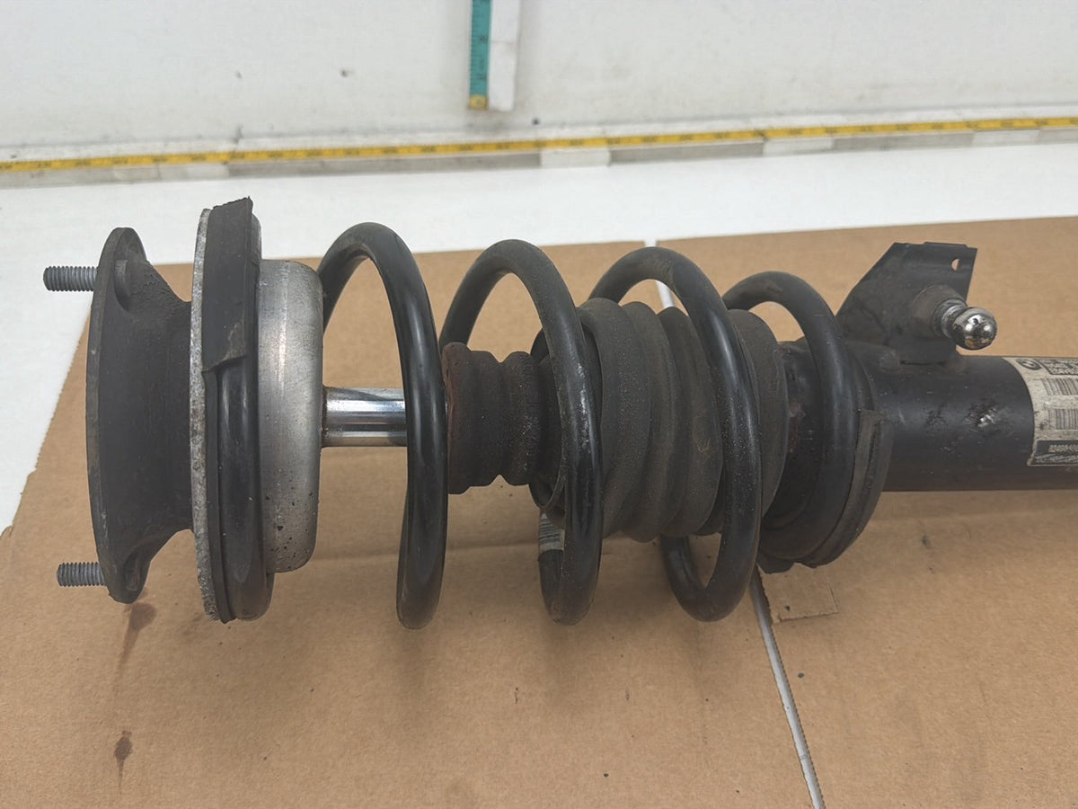 2012-2015 BMW X1 E84 Front Right Side Shock Strut Absorber 13B3431S0254 OEM