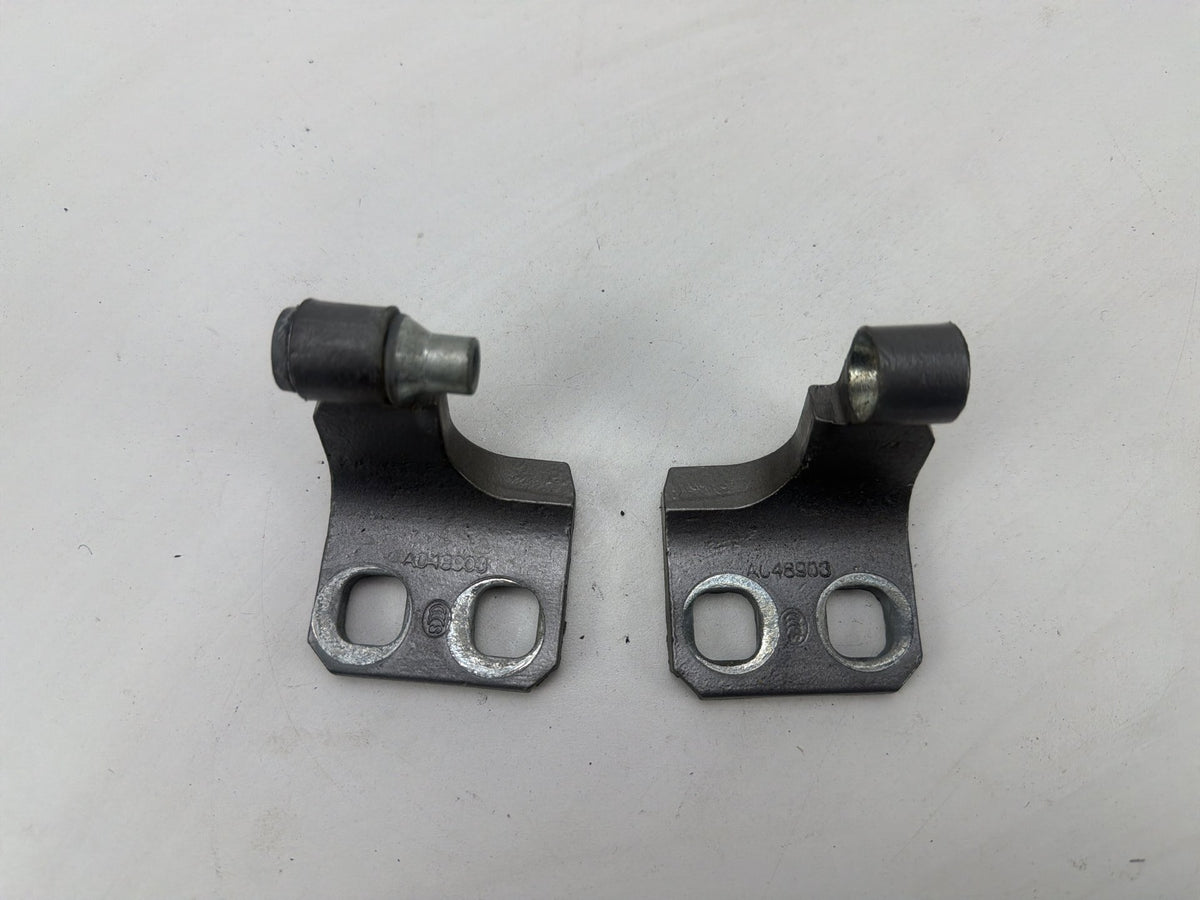 2014-2021 Maserati Quattroporte Front Left Right Side Door Hinges Set OEM