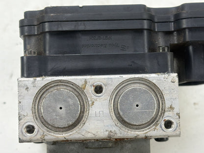2011-2014 Kia Sedona Anti-Lock Brake ABS Actuator Pump Assembly 4D589-30800 OEM