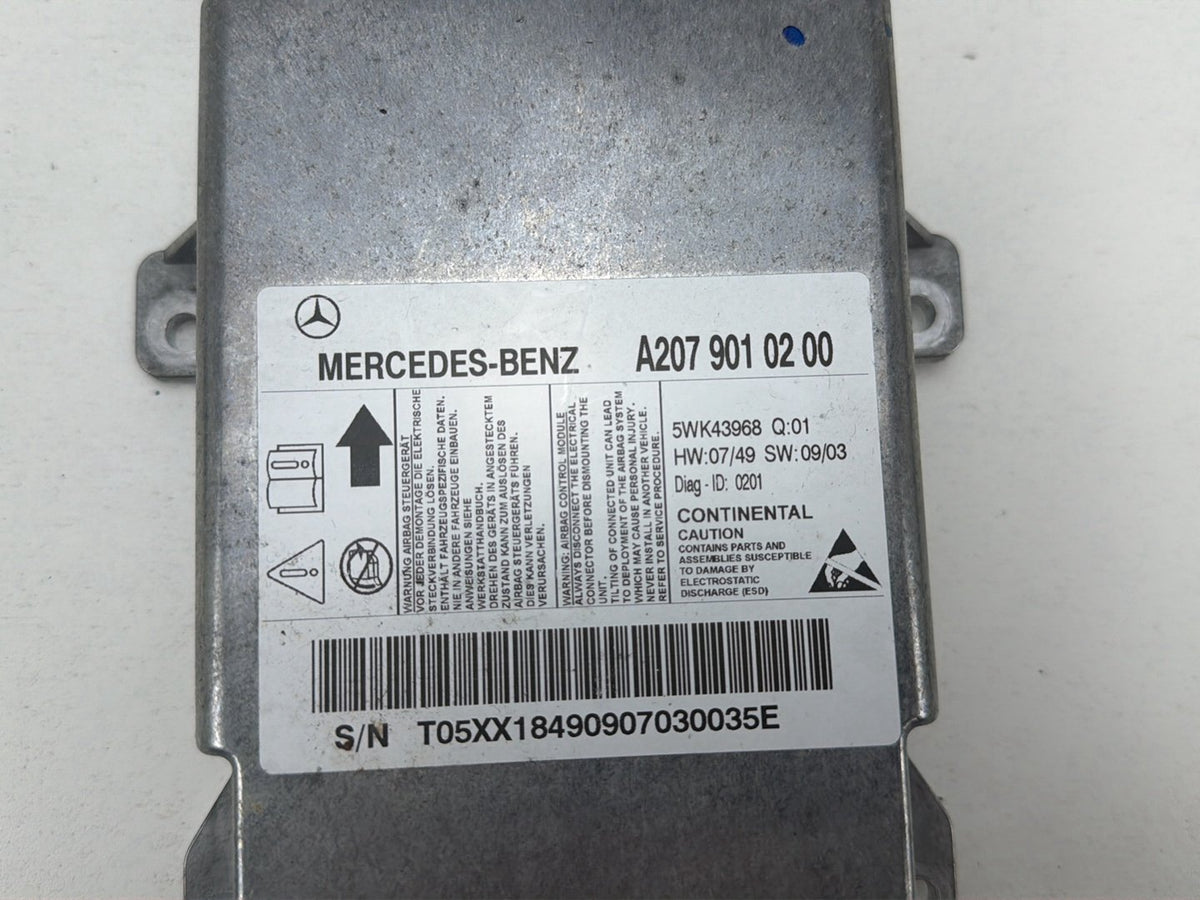 2010-2013 Mercedes-Benz E-Class-Coupe Computer Control Module A2079010200 OM