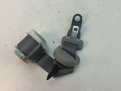 2015-2017 Toyota Sienna L30 - 3rd Third Row Rear Left Side Seat Belt A3867B OEM