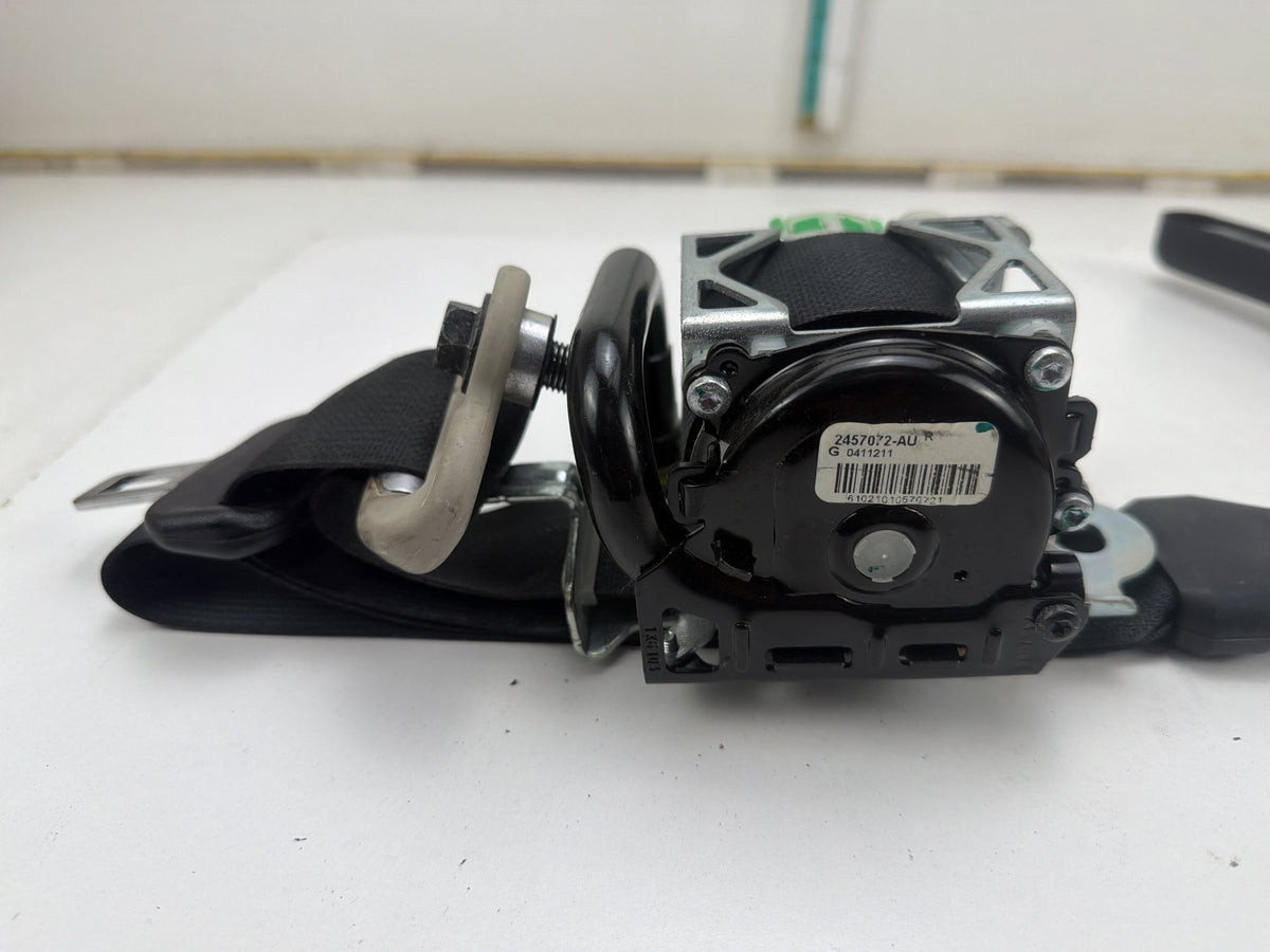 2013-2018 Nissan Altima Right Front Side Seat Belt Retractor Assembly OEM