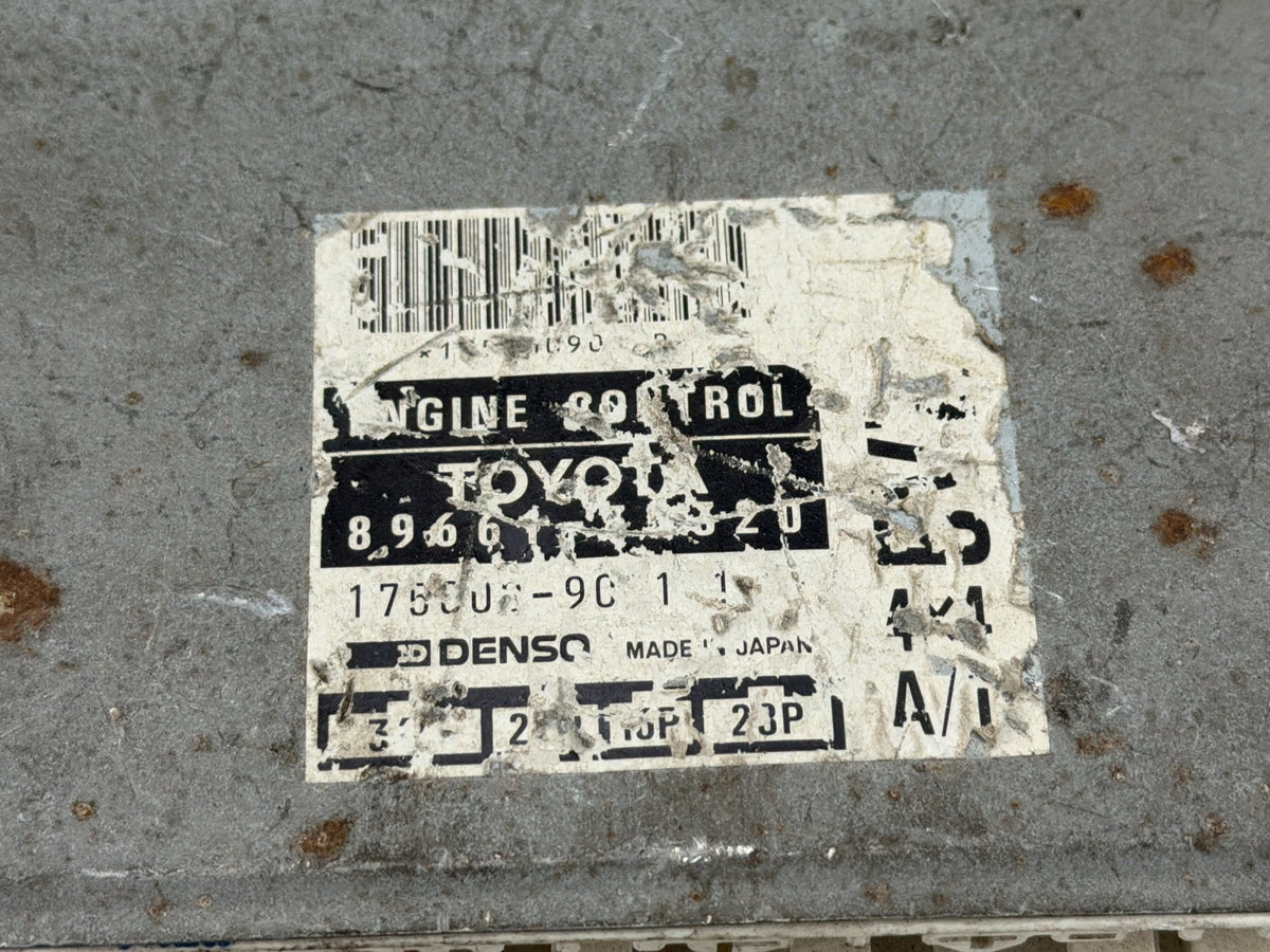 1997 Toyota 4Runner Engine Computer Control Module 89661-3D320 OEM