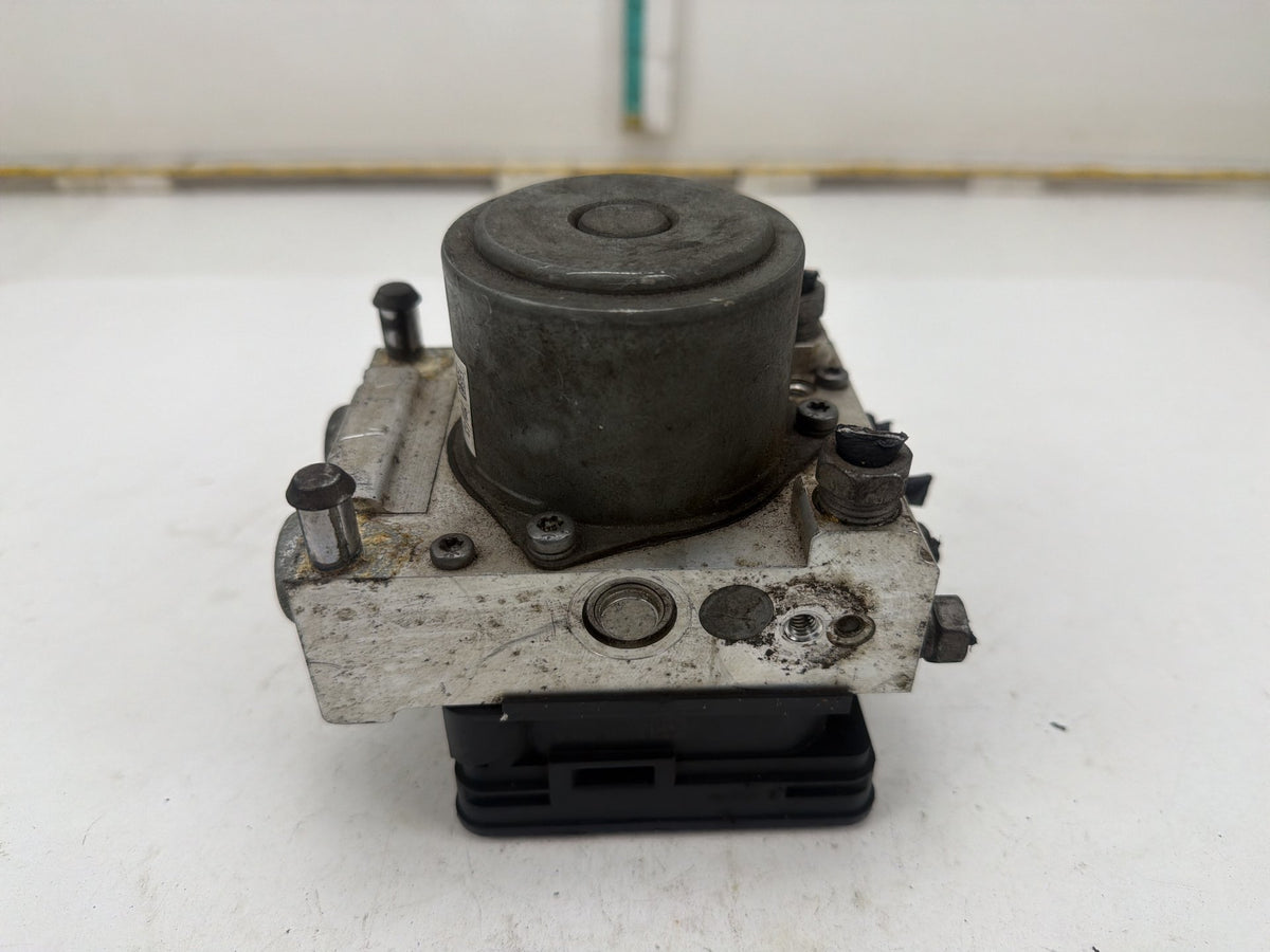 2018 Chevrolet Express 2500 ABS Anti Lock Brake Pump 84328663 OEM