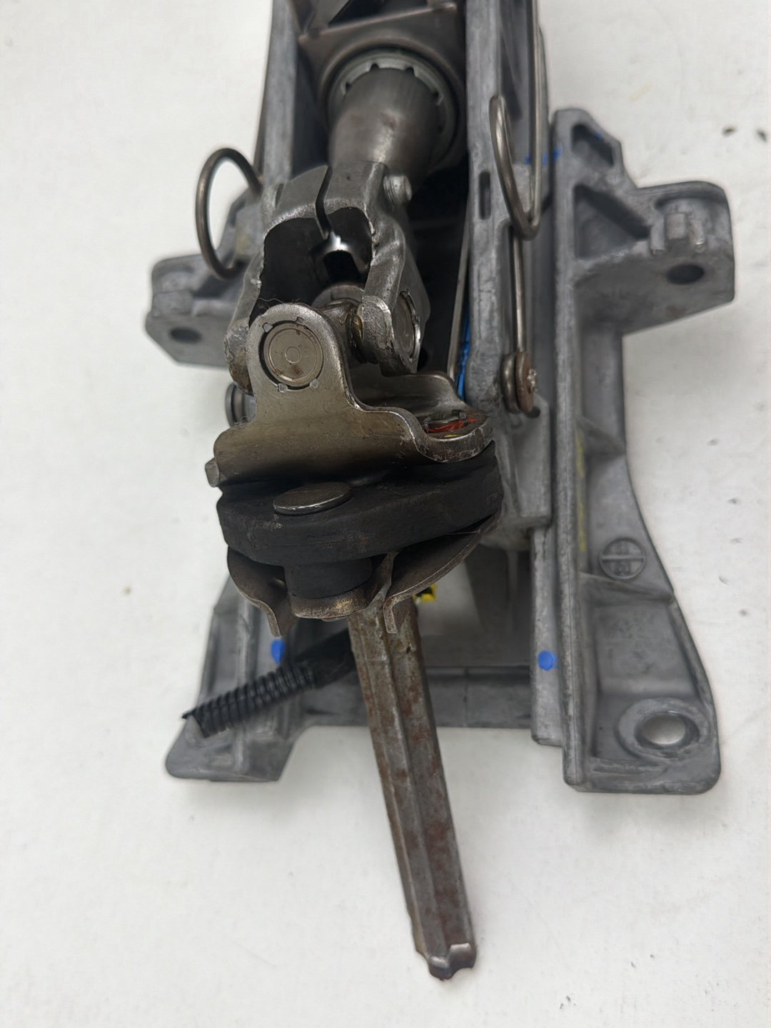 2011-2015 Ford Explorer Steering Column Shaft Assembly 665681-001 OEM