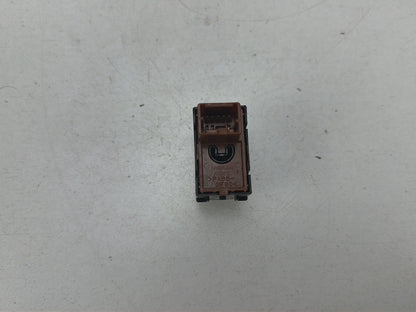 2008-2013 Infiniti G37 Front Right Passenger Side Heated Seat Control Switch OEM