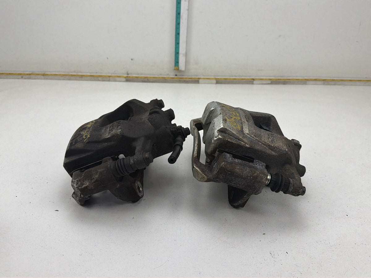 2011-2016 Chevrolet Sonic-Front Right Left Brake Caliper Set OEM
